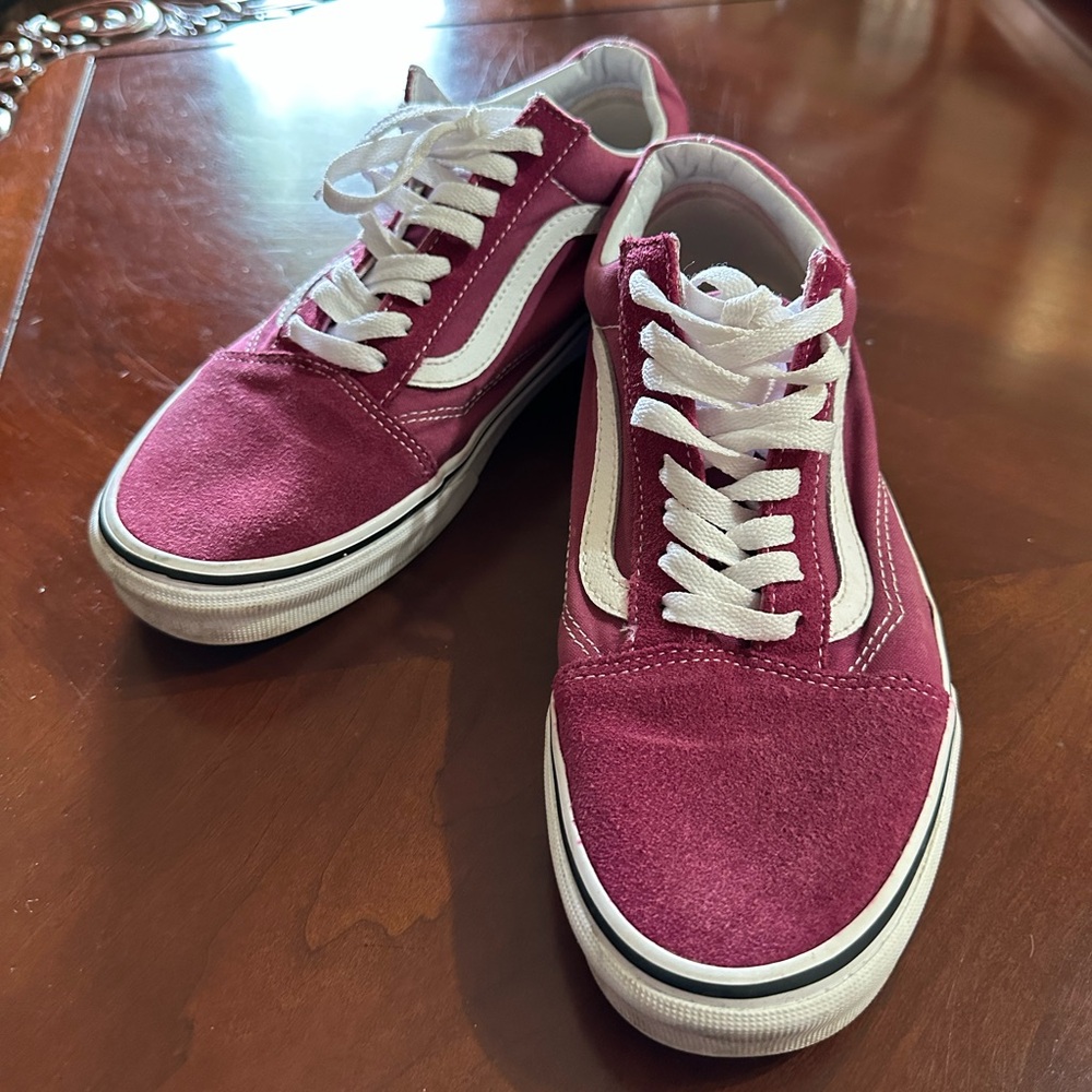 Vans Women's Sneakers - Burgundy and White